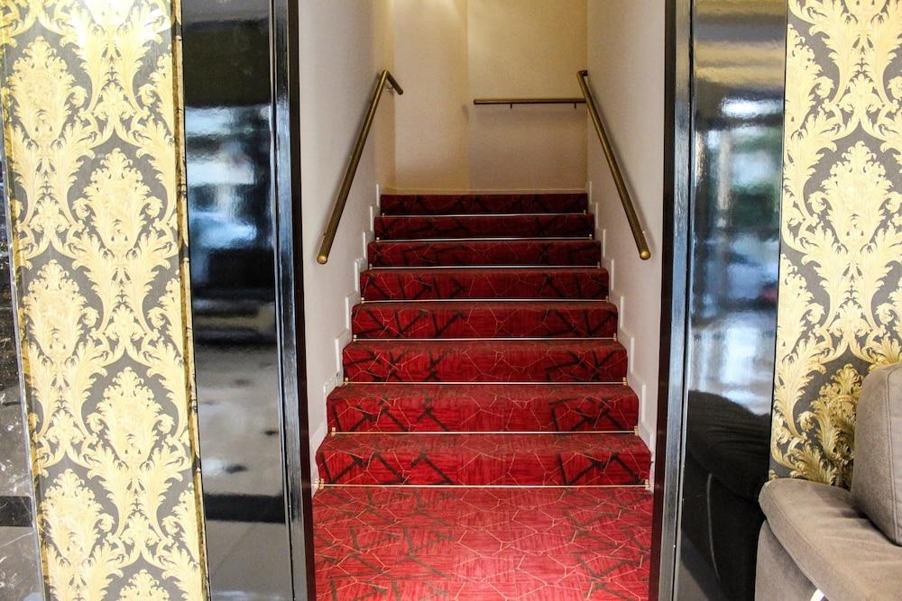 Grand Bursa Hotel エクステリア 写真