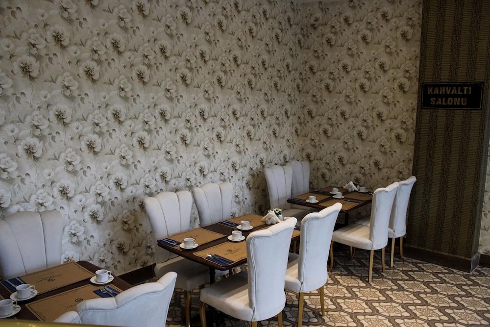 Grand Bursa Hotel エクステリア 写真