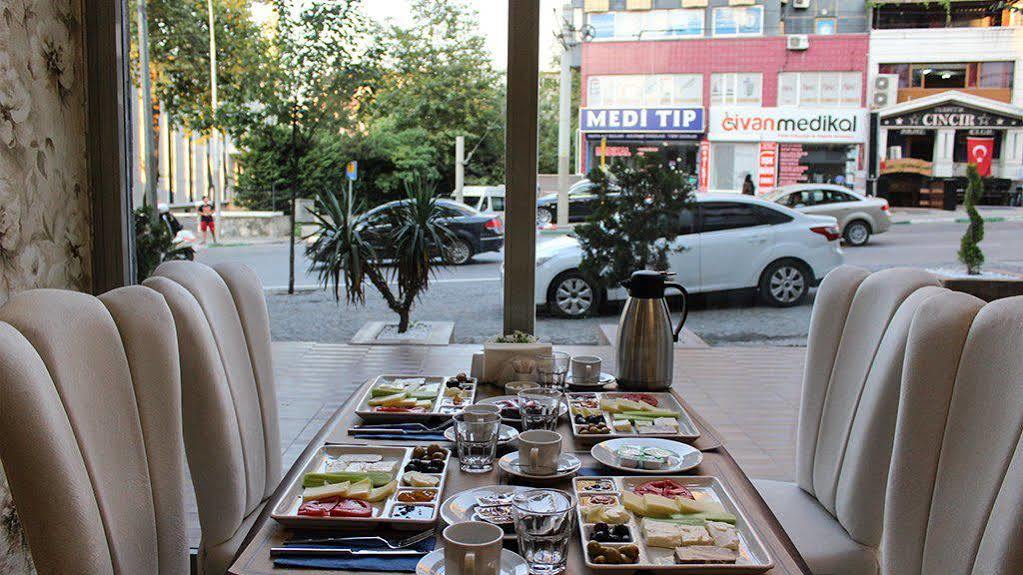 Grand Bursa Hotel エクステリア 写真